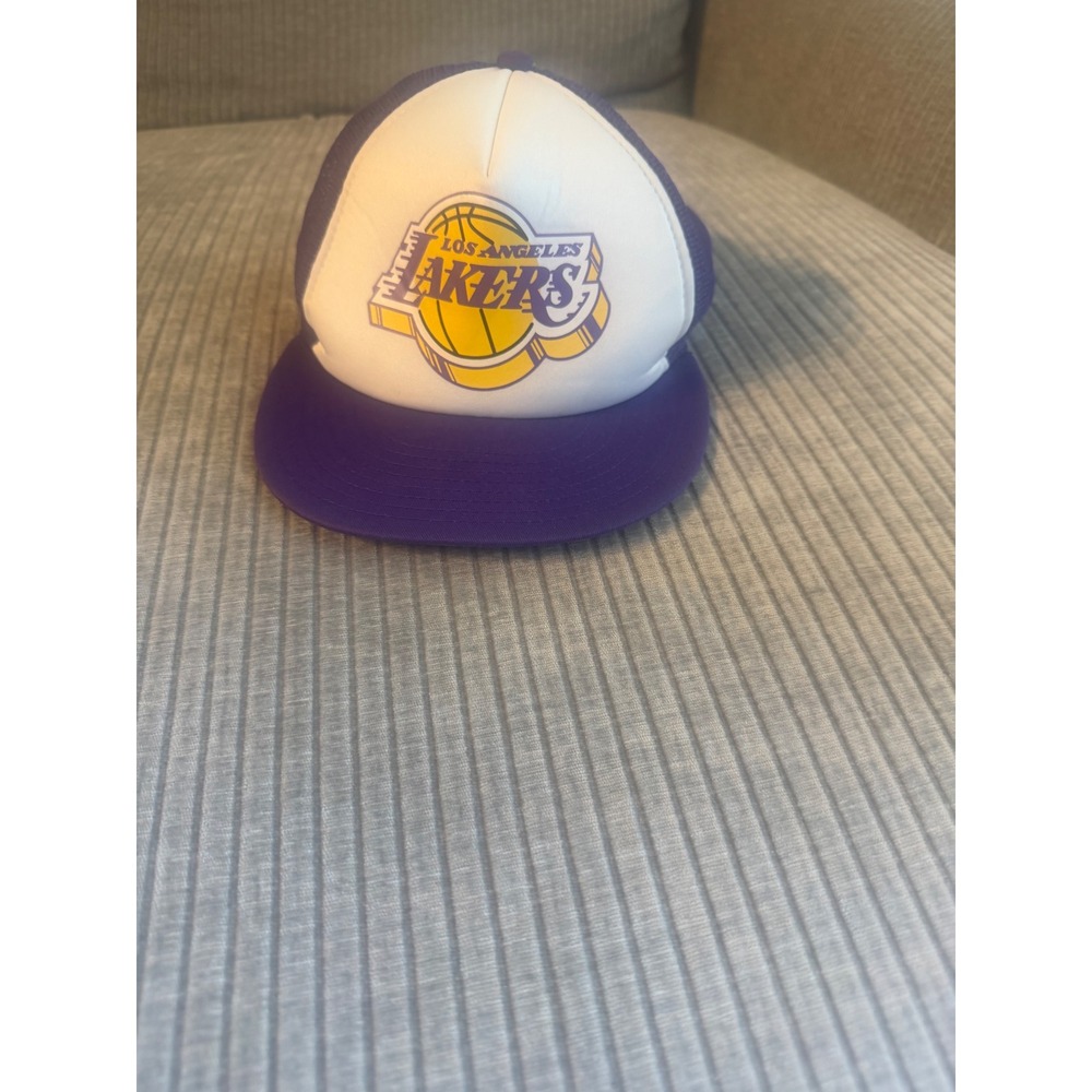 New Era 9FIFTY Los Angeles Lakers Snapback Trucker Hat Purple White NBA Cap
